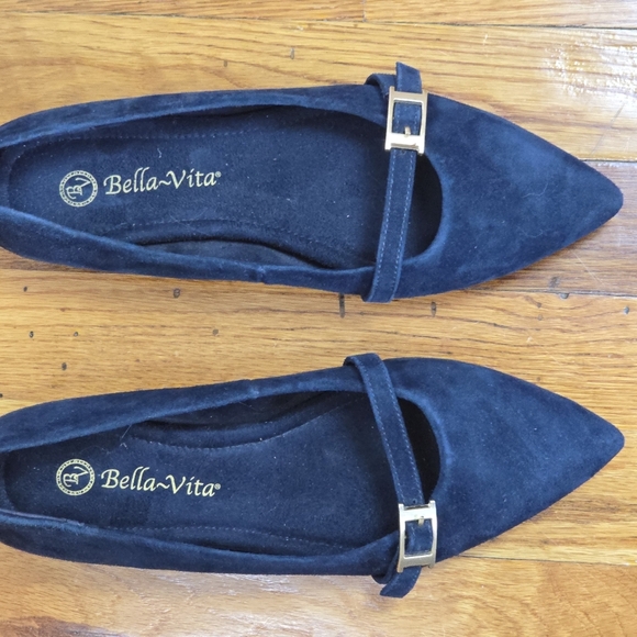 Bella-Vita Blue Suede Flats 8 Wide - Picture 2 of 8